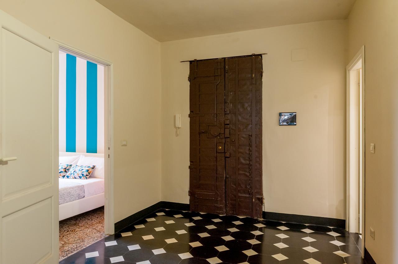 Old Genoa Rooms & Apartments Екстер'єр фото